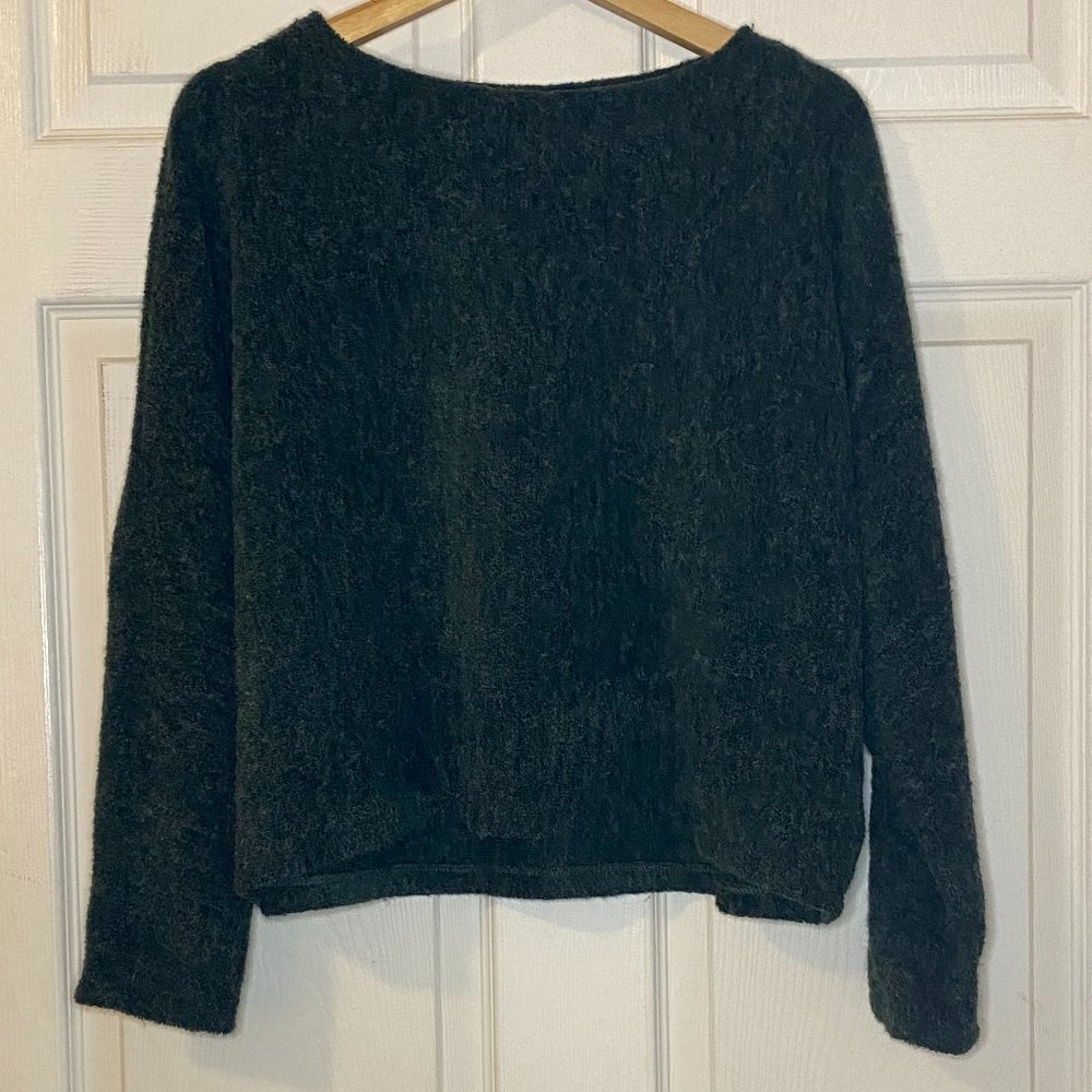 H&M Green Crewneck Sweater
